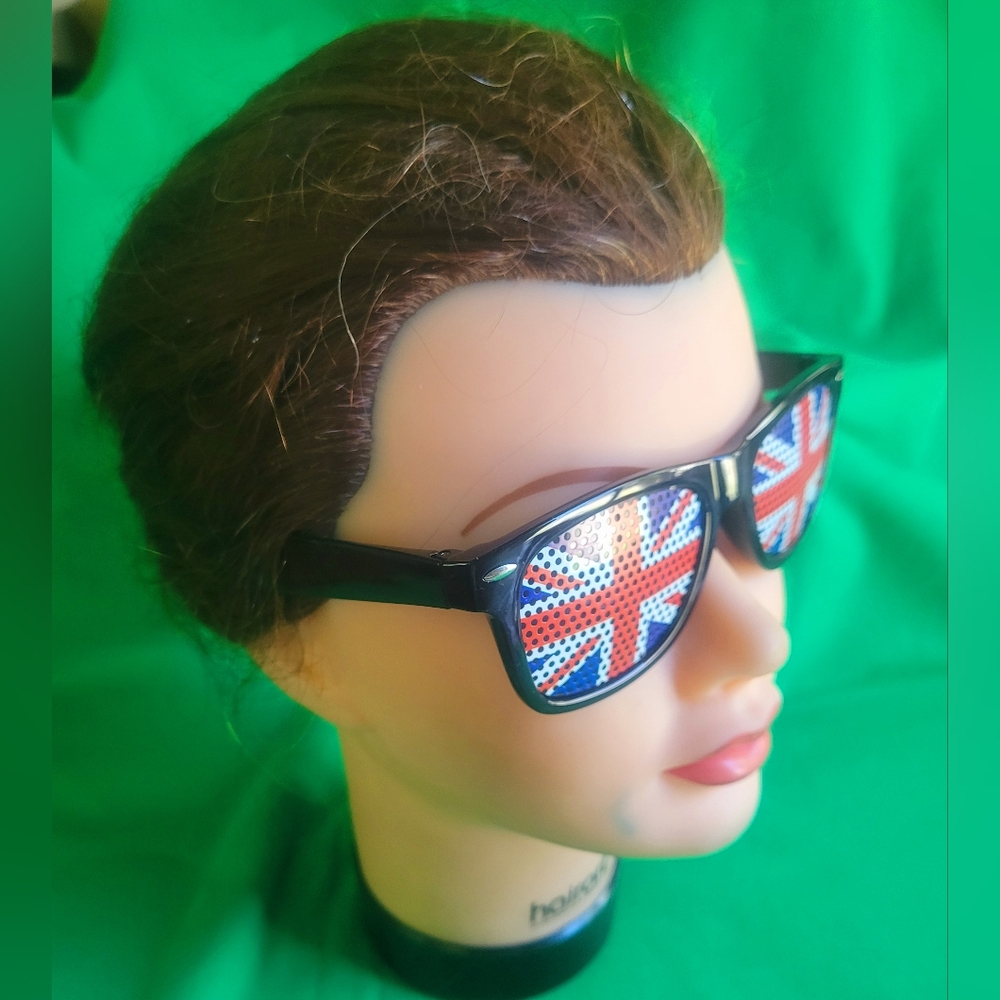 UNISEX ENGLAND SOCCER FAN SUNGLASSES NEW - Picture 3 of 7